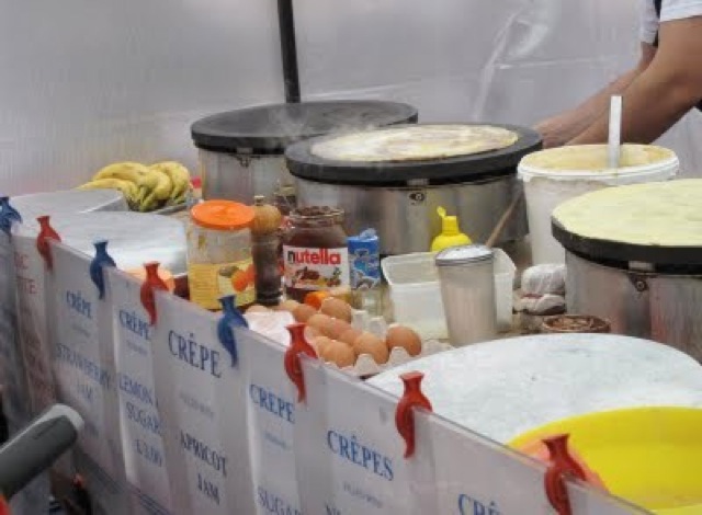 London Broadway Market fresh crepes - by Chic n Cheap Living