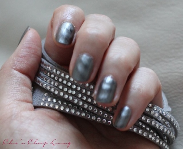 Nails Inc Wave Metallic polish in Trafalgar Square with bracelet- by Chic n Cheap Living