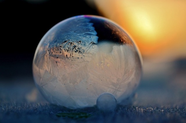 Frozen-Bubbles-Photography with smaller bubble -Angela Kelly - saved by Chic n Cheap Living
