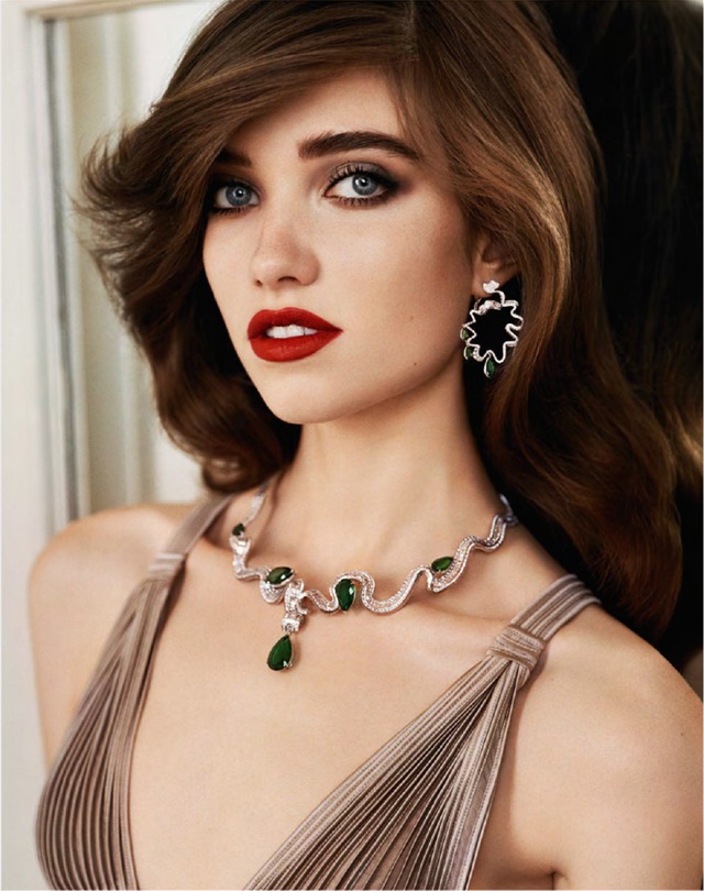 Grace Vogue Paris October 2014 Dior necklace