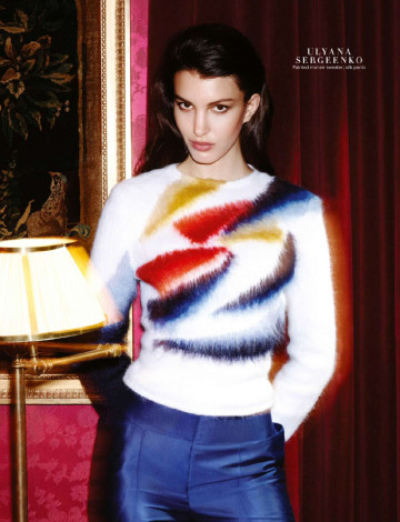 Parisian-Girl-Ulyana-Sergeenko-Harpers-Bazaar-Singapore-December-2014