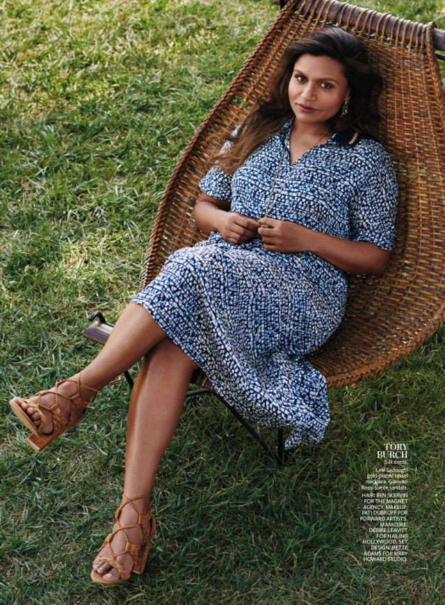 Mindy-Kaling-In-Style-June-2015-Tory-Burch-print-dress