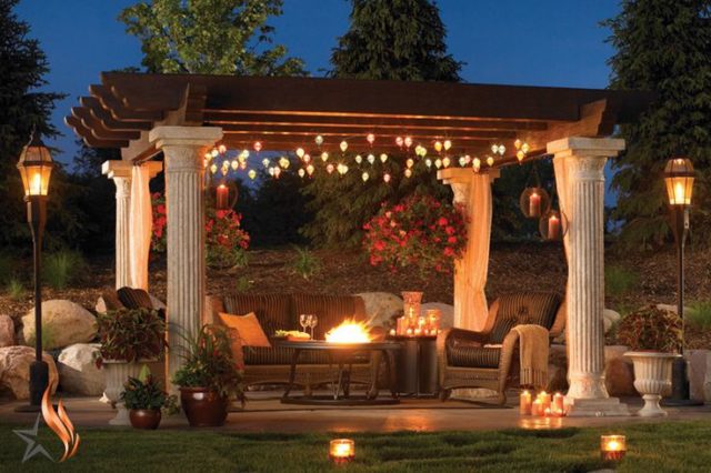 backyard-and-patio-lighting-decr.me-multicolored-lights