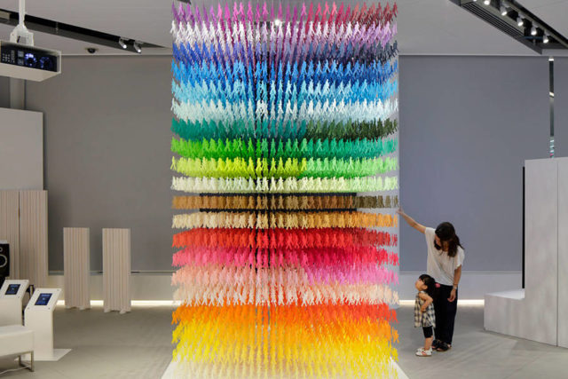 space-in-ginza-paper-silhouettes-by-emmanuelle-moureaux-front-view