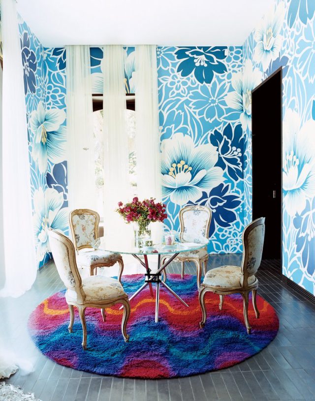 Dolce & Gabbana Portofino blue floral wallpaper