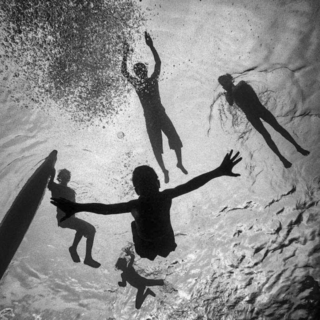 Hengki Koentjoro black and white photography swimmers