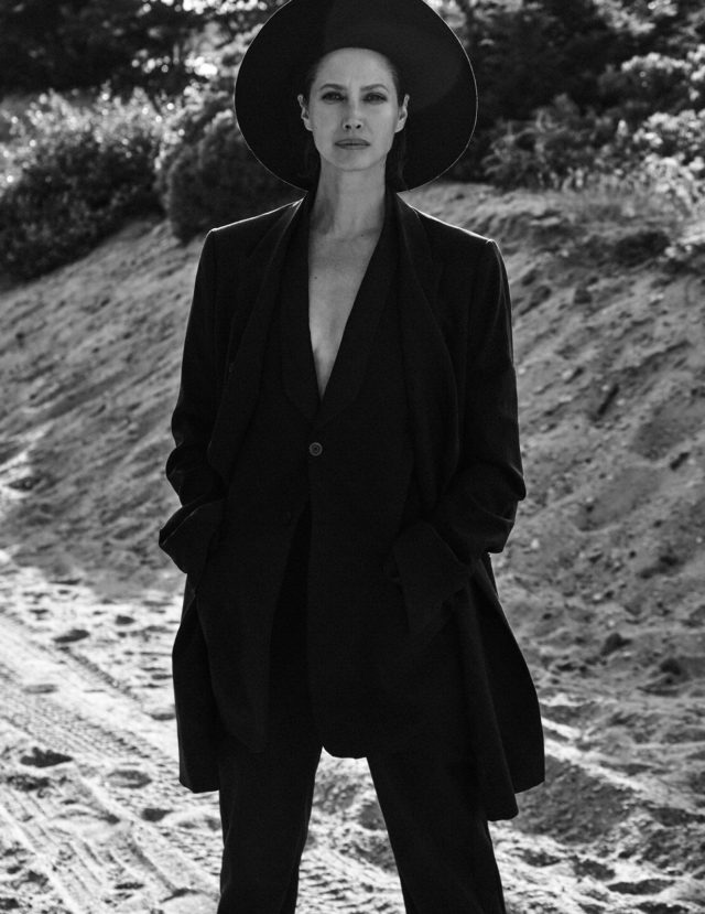 Christy Turlington by Chris Colls for Vogue Poland September 2018 - fedora and jacket