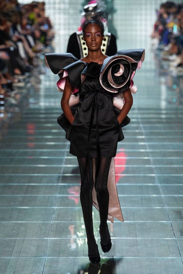 Marc Jacobs Spring:Summer 2019 Ready-To-Wear - black and gold rosette minidress