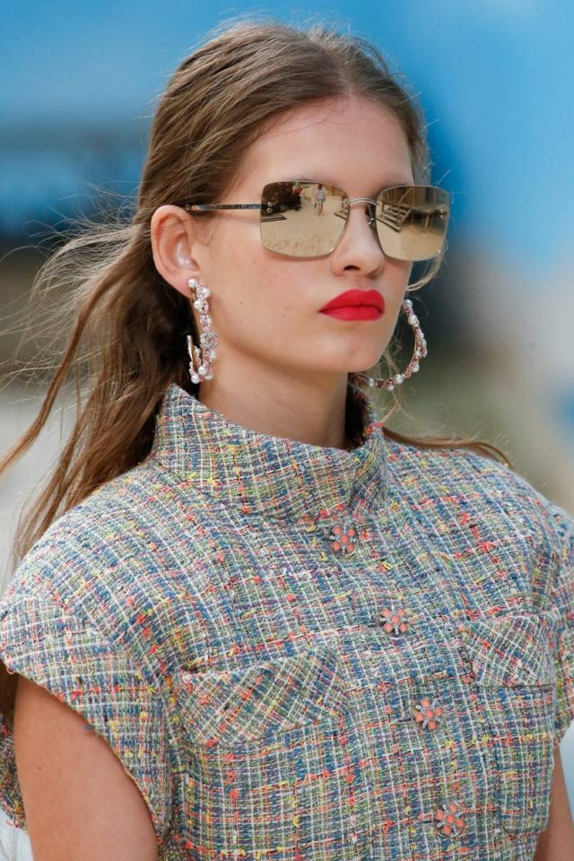 Chanel Spring:Summer 2019 Ready-To-Wear Details - sleeveless tweed