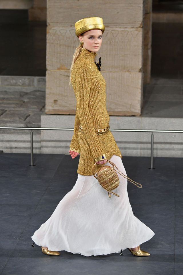 Chanel Metiers d'Art 2018 show - gold knit dress