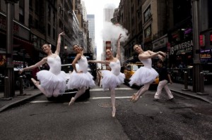Dance-Photography by Lisa Tomasetti in NYC street - saved by Chic n Cheap Living