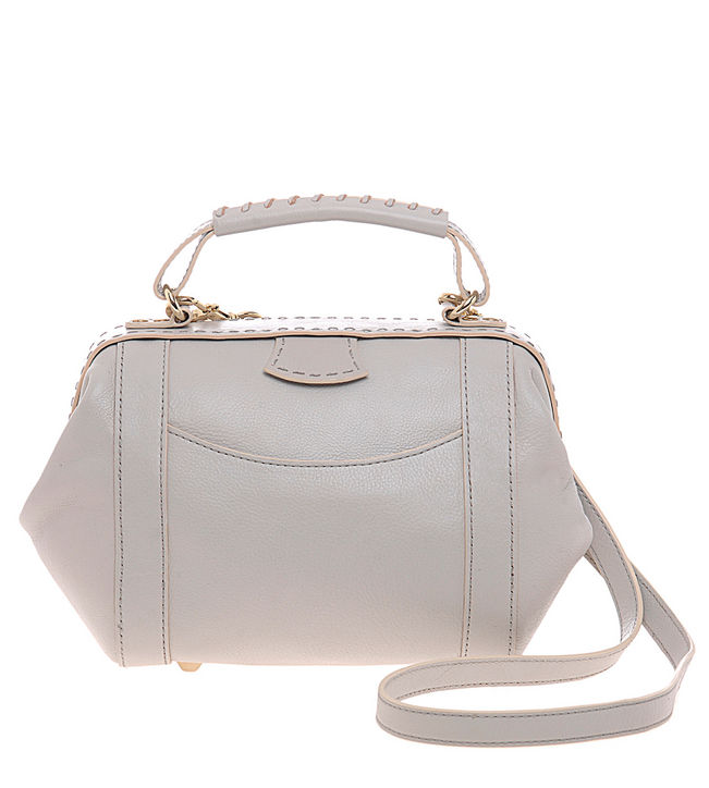 Sarah Jessica Parker's Seven Essentials Handbag Collection | POPSUGAR  Fashion