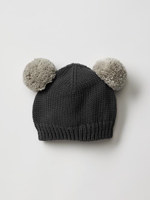 bear pom-pom hat